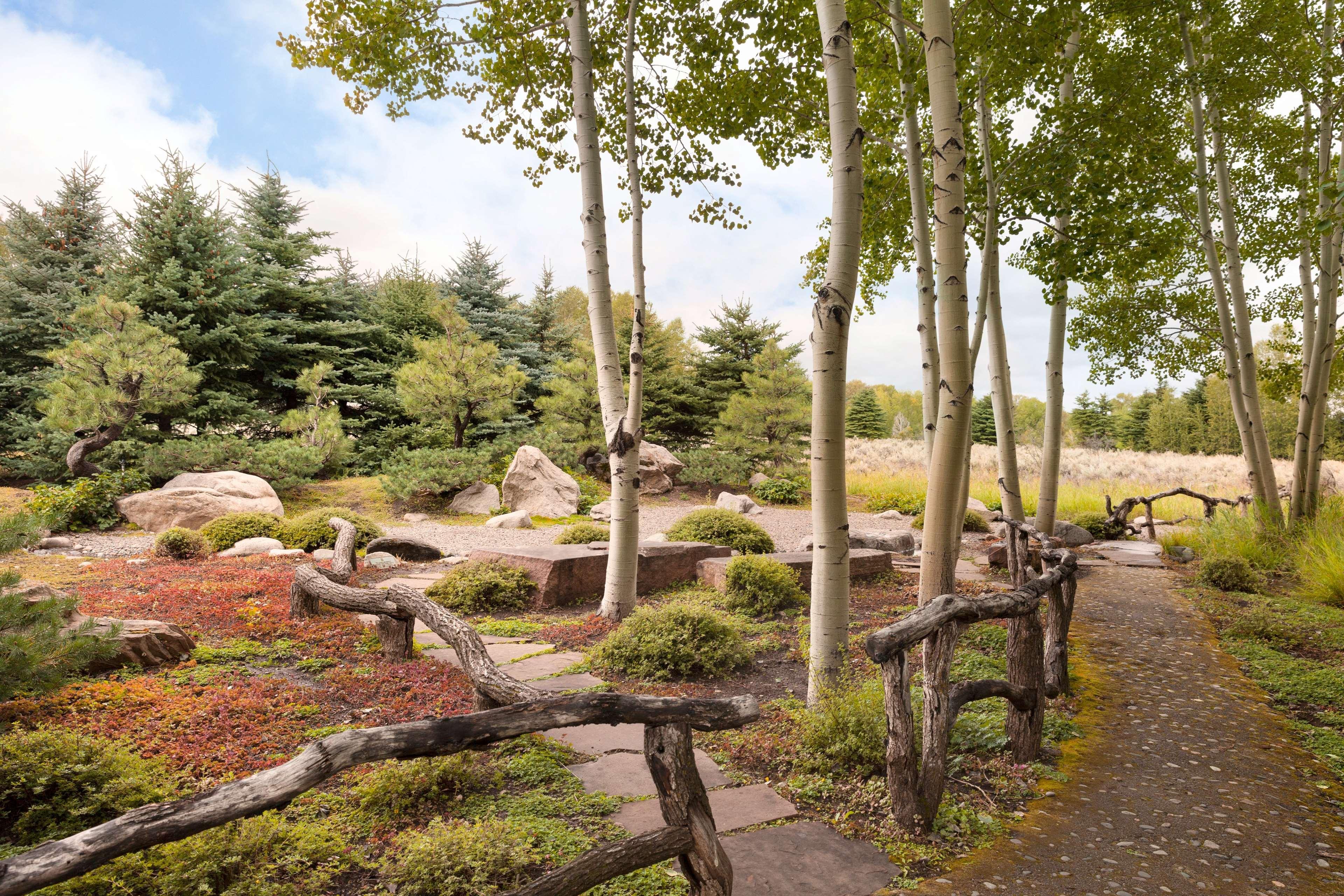 Aspen Meadows Resort Экстерьер фото
